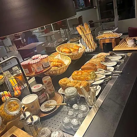 Hotell Campanile Conflans-Sainte-Honorine